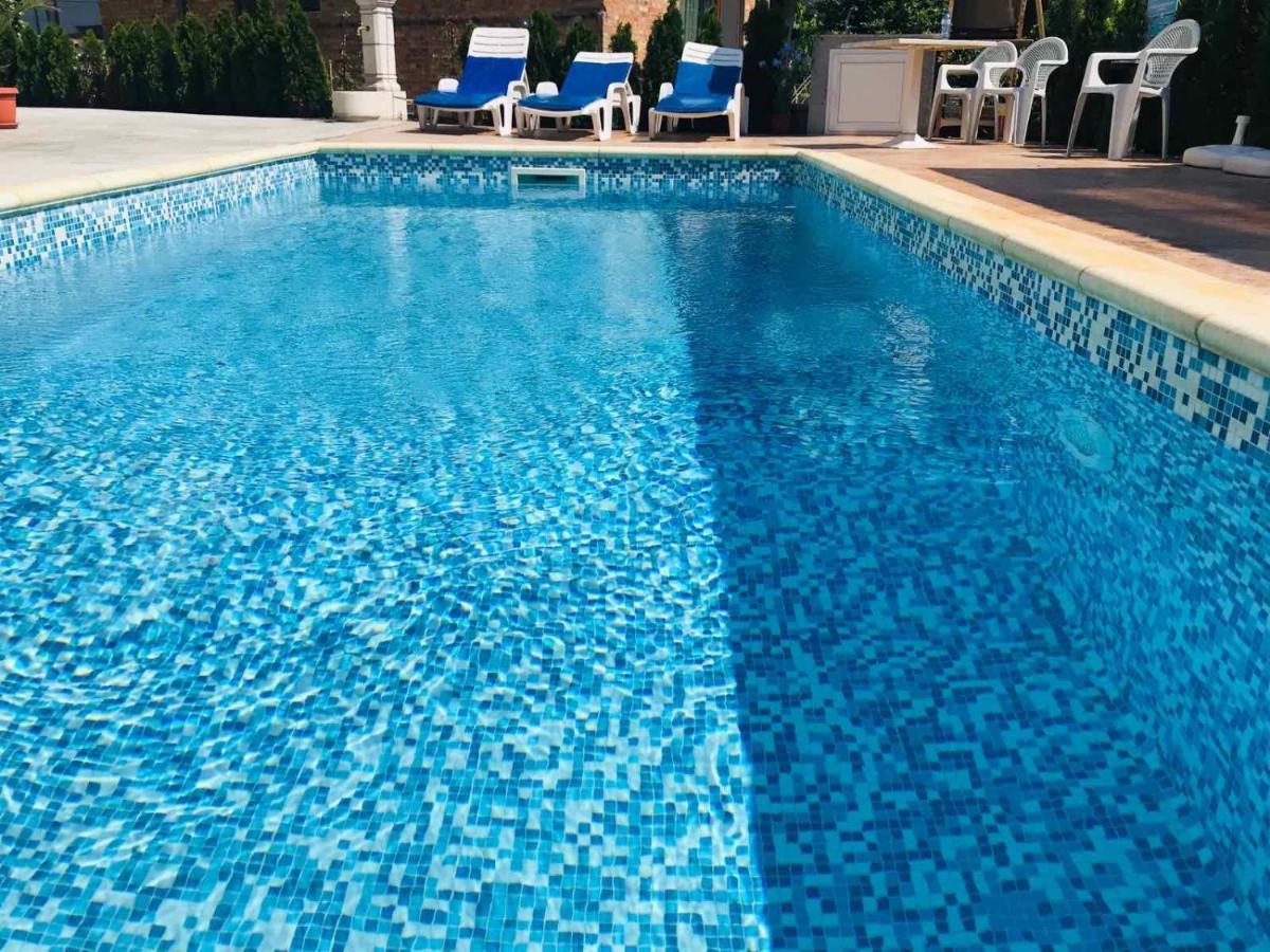 Apartment Raya ออบซอร์ ภายนอก รูปภาพ