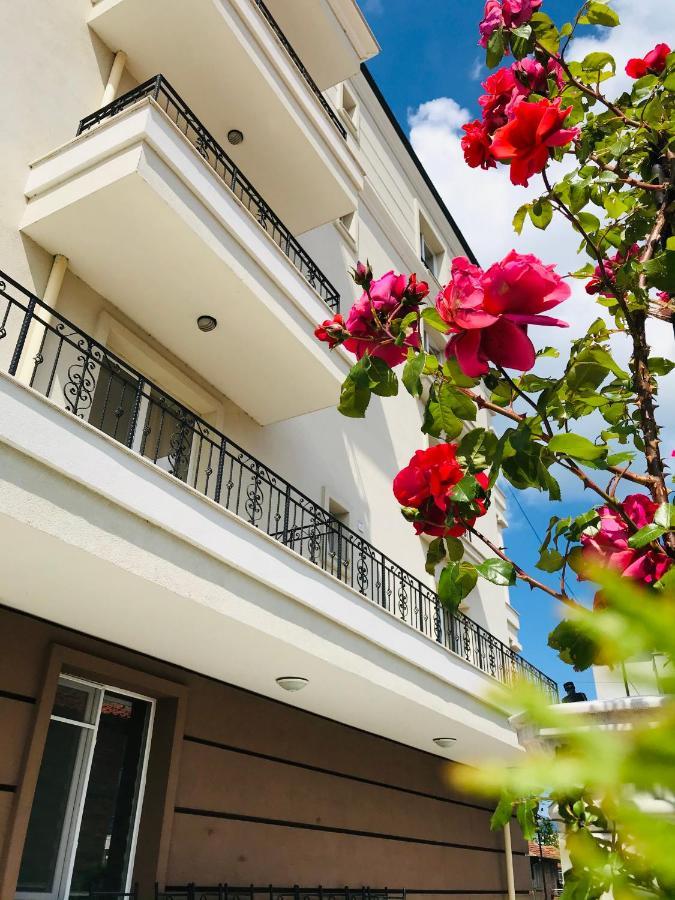 Apartment Raya ออบซอร์ ภายนอก รูปภาพ