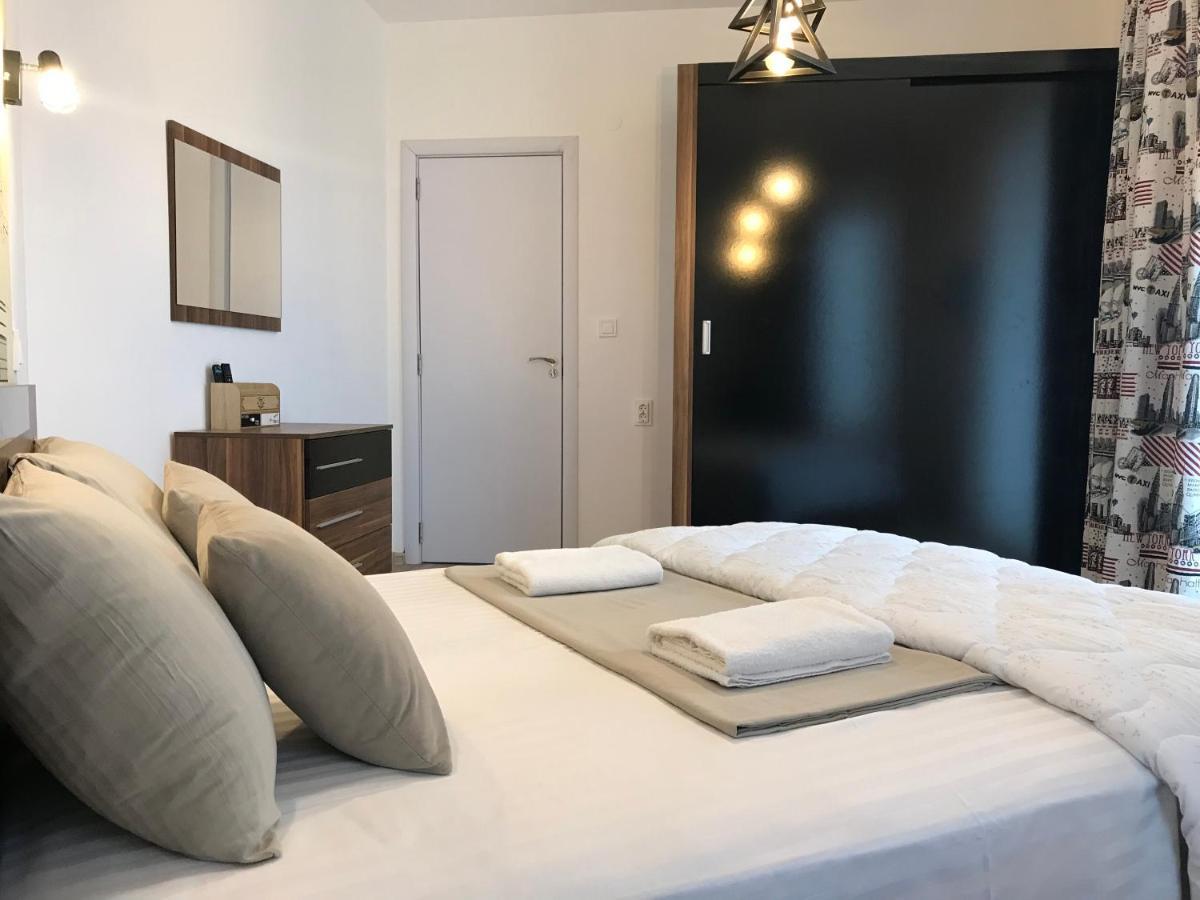 Apartment Raya ออบซอร์ ภายนอก รูปภาพ