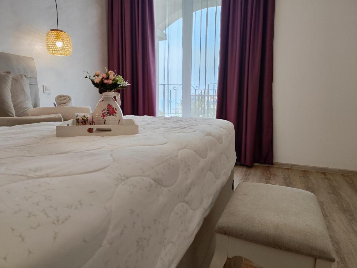 Apartment Raya ออบซอร์ ภายนอก รูปภาพ