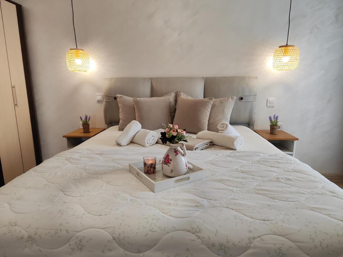 Apartment Raya ออบซอร์ ภายนอก รูปภาพ