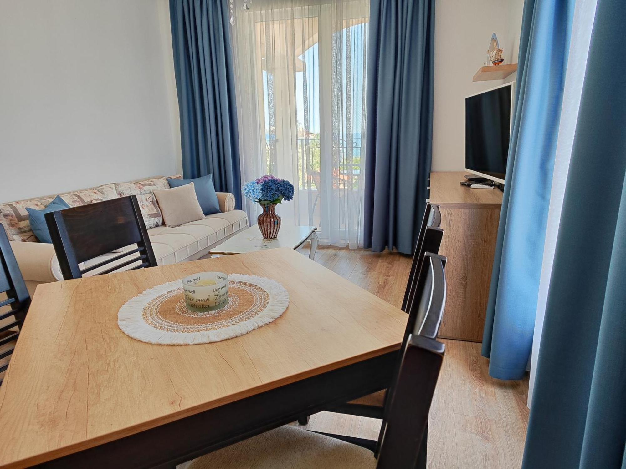 Apartment Raya ออบซอร์ ภายนอก รูปภาพ
